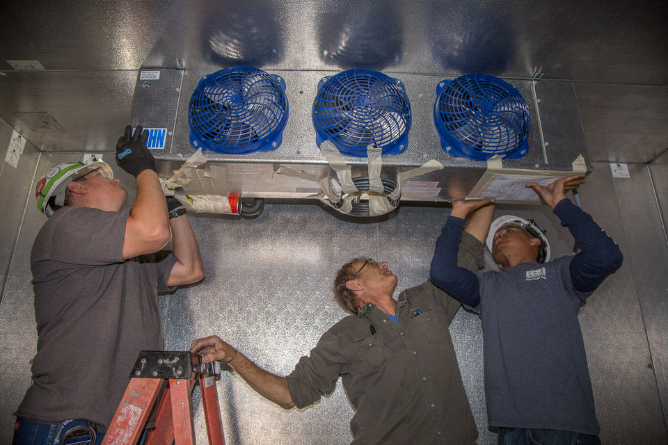Installing the evaporator for the Walk-in Cooler Installation