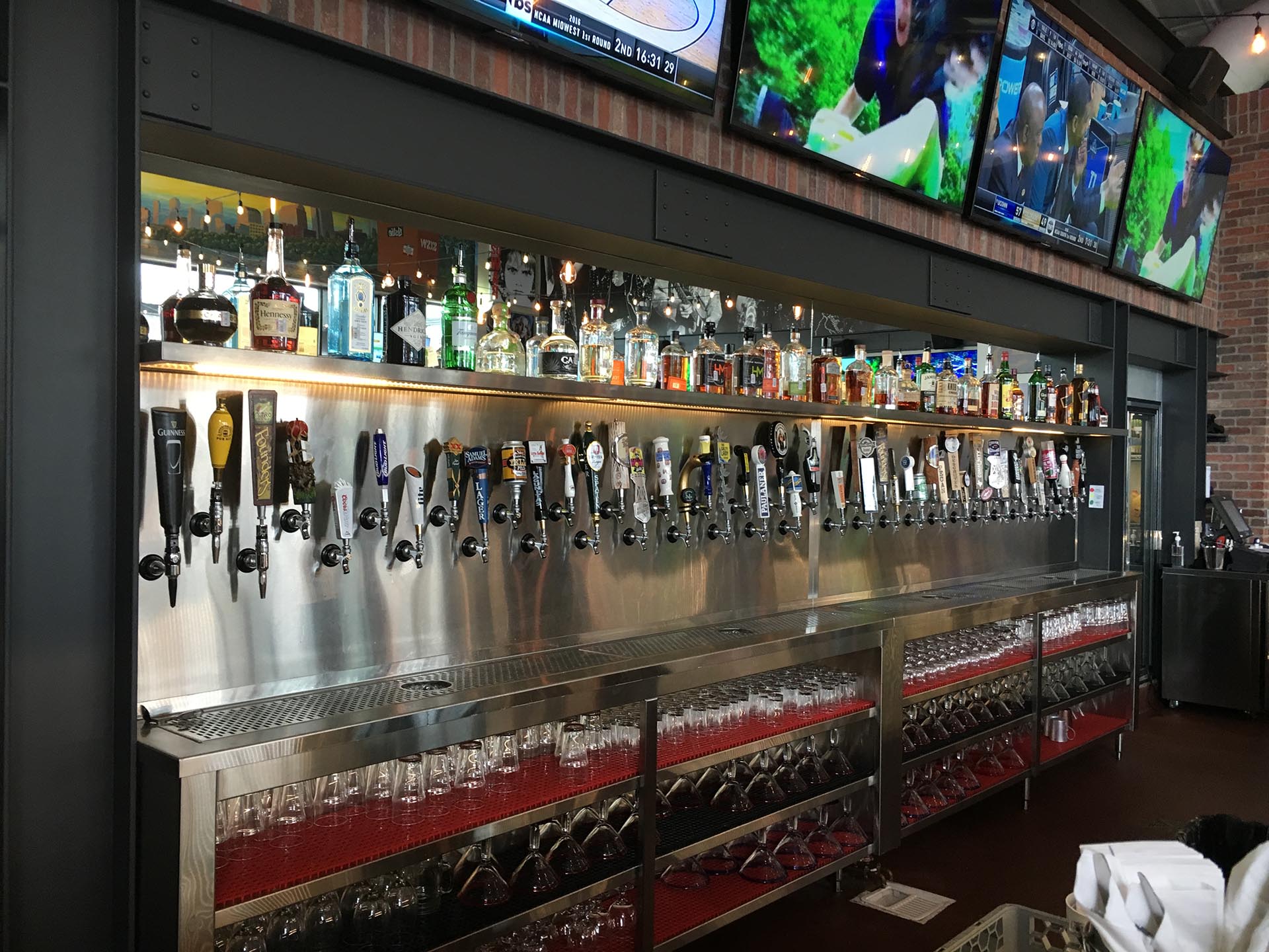 Rock and Brews – Gene Simmons Lickin’ Cold Brews Served Up By RSI