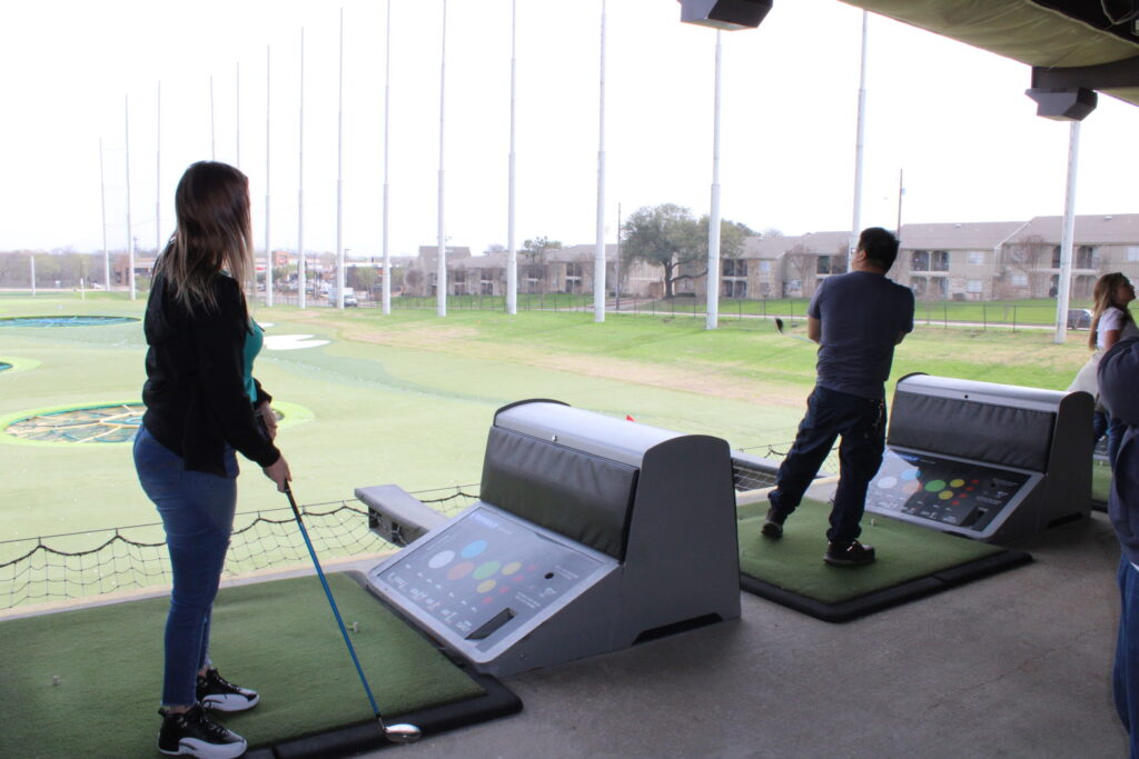 Topgolf team building 3/8